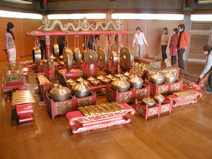 aa04-02.jpg