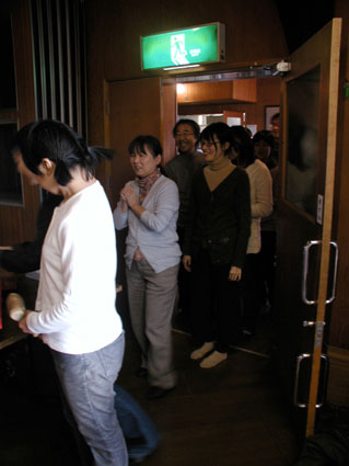 aa04-05.jpg