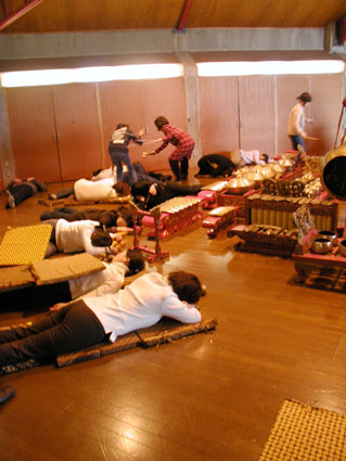 aa04-08.jpg
